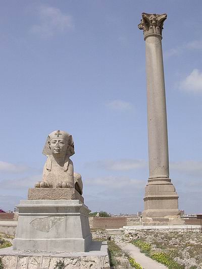 Serapeum (Templo de Serapis y  Columna de "
Pompeyo&quo Alejandria_serapeum020