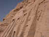 abusimbel05.jpg (44727 bytes)