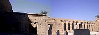 amonkarnak046.jpg (36179 bytes)