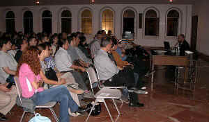 conferencia_oct04_012.jpg (54099 bytes)
