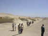 Viaje a Egipto ASADE SS 2004. Pirmide y mastabas del complejo funerario de Sesostris II en El-Lahun.